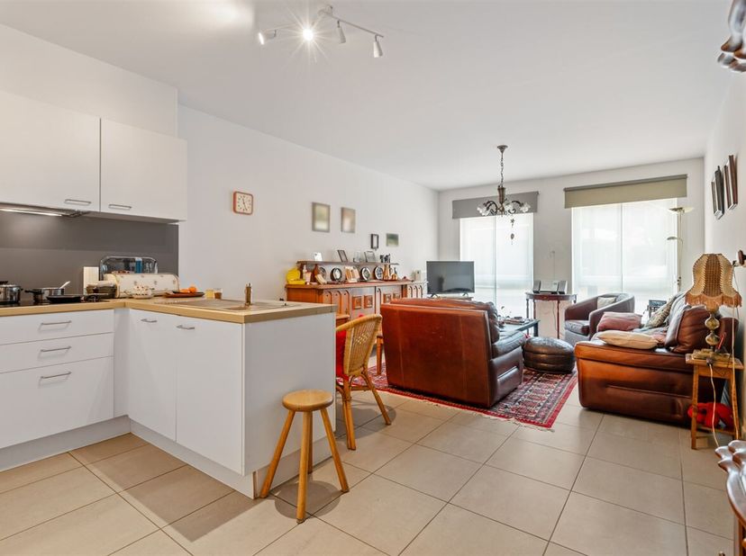 Service flat  in Arendonk<br />
Ligging: <br />
Deze serviceflat bevindt zich op een gunstige locatie, nabij het centrum van Arendonk, waar je winkels