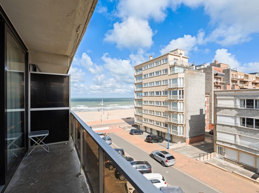 Appartement te koop in E. Vanlangenhovestraat 13 bus 03.01B,
                    8670 Koksijde