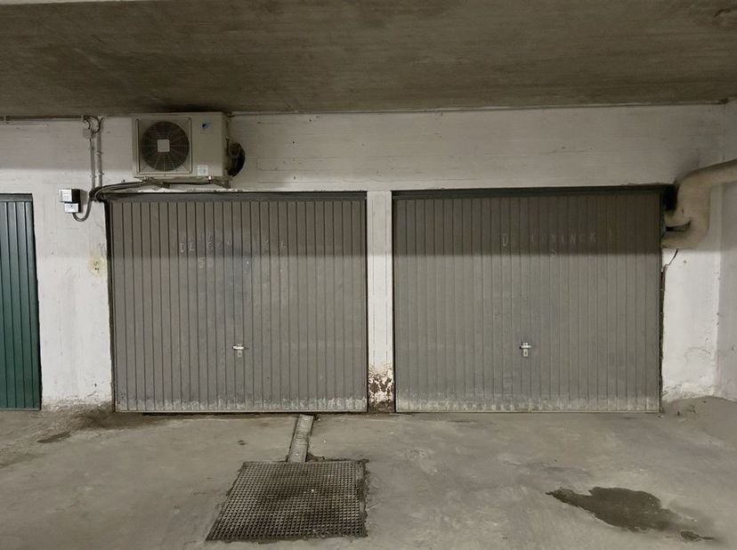 Garage à vendre
                    à 8370 Blankenberge