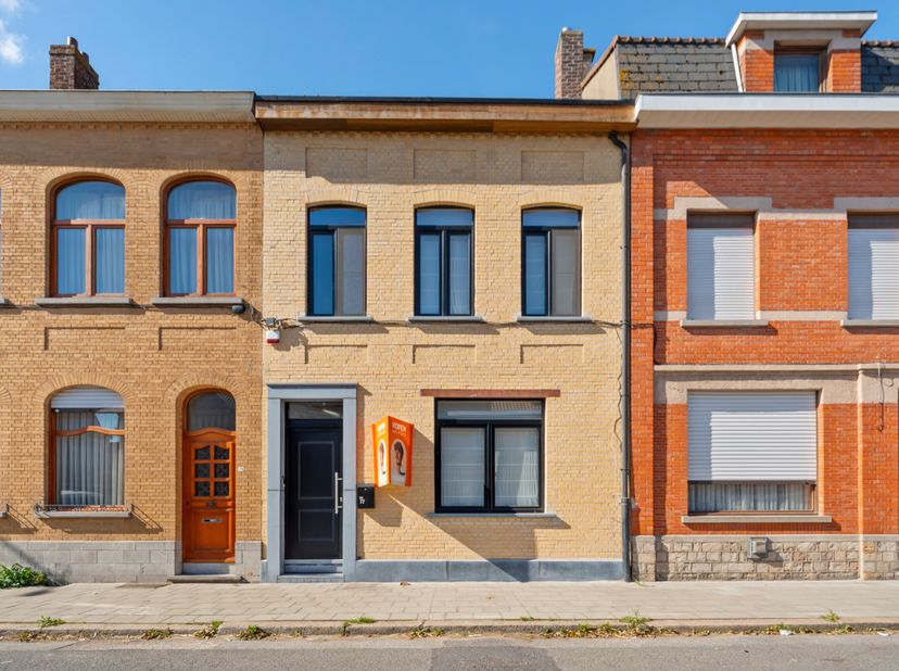 Huis te koop in Haiglaan 77,
                    8900 Ieper