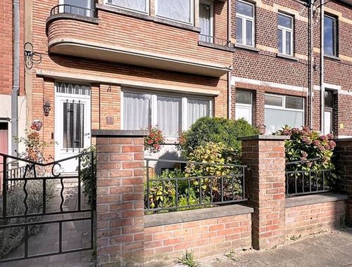                                         Woning te koop in Braine-l'Alleud, € 425.000
