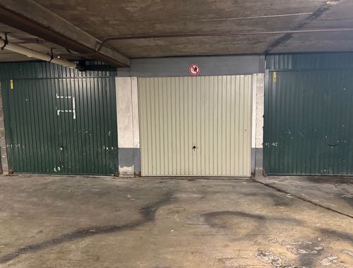                                         Garagebox te koop in Deurne, € 15.000

