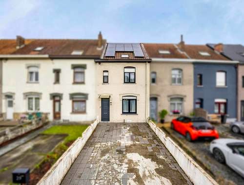                                         Eengezinswoning te koop in Buizingen, € 265.000
