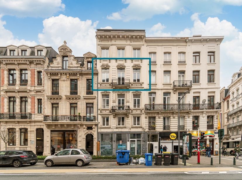 Appartement à louer à Emile Jacqmainlaan 66,
                    1000 Bruxelles