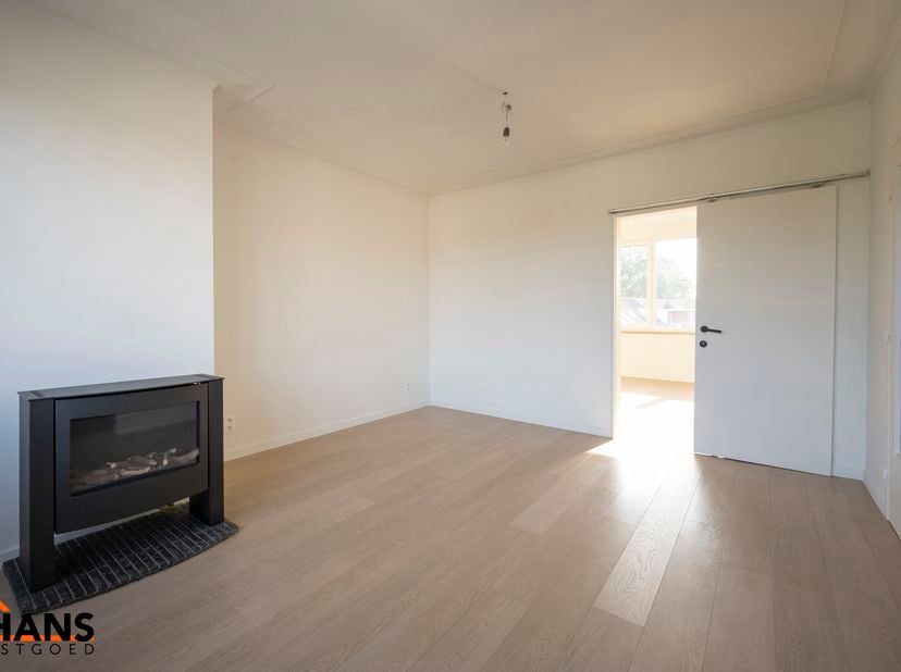 Appartement à louer
                    à 2170 Merksem