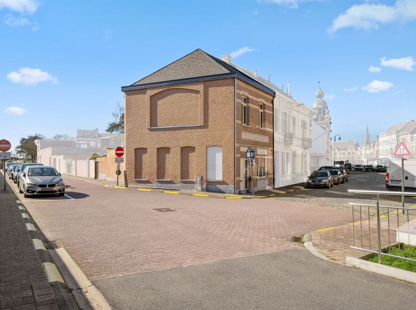 Huis te koop in Gemeentestraat 24,
                    2570 Duffel