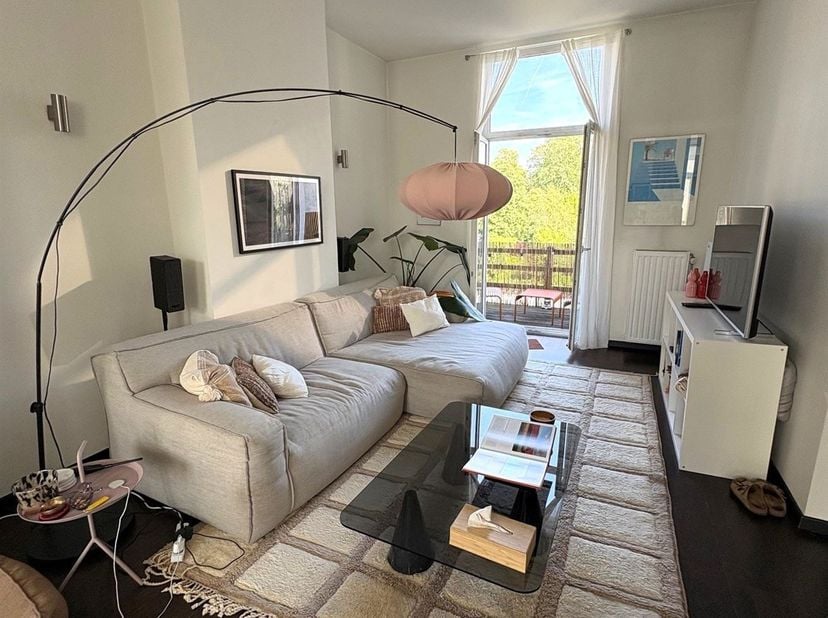 Appartement te koop
                    in 1050 Elsene