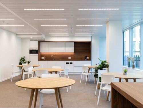                                         Bâtiment d’entreprise à louer à Bruxelles, € 8.112,50
