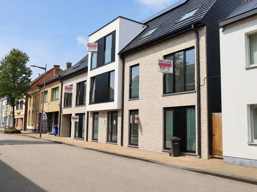 Project te koop in Stationsstraat 148,
                    2910 Essen