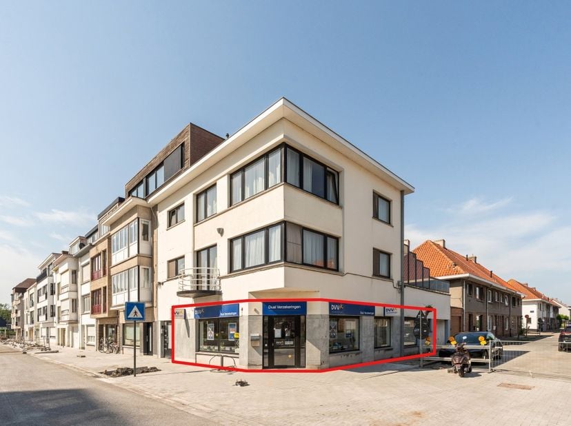 Bedrijfsvastgoed te koop in Hermans-Lybaertstraat 58 bus 1,
                    8301 Heist