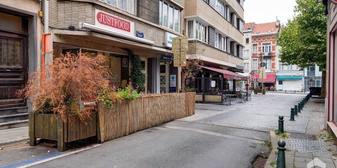 Bedrijfsvastgoed te koop in Place Saint-Josse 5, 1210 Sint-Joost-ten-Node