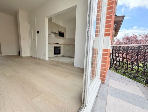                                         Appartement à louer à Watermael-Boitsfort, € 1.450
