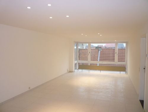                                         Appartement te huur in Sint-Niklaas, € 825
