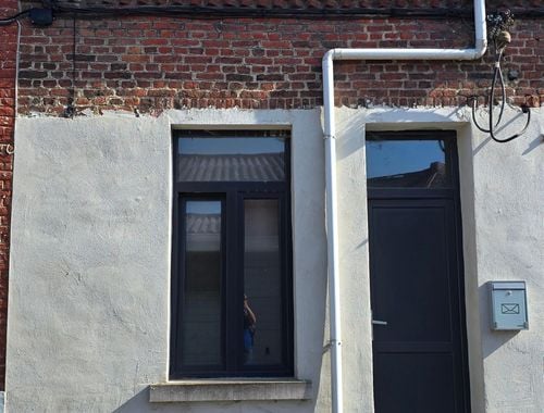                                         Woning te koop in Paturages, € 95.000
