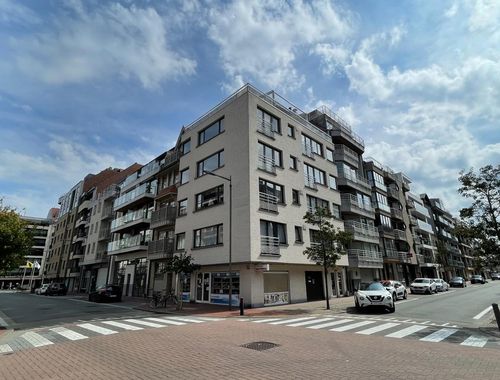                                         Appartement te koop in Knokke, € 560.000

