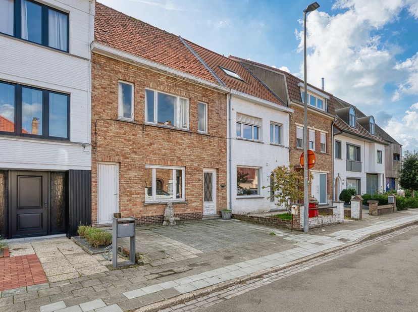 Maison à vendre à Velodroomstraat 95,
                    8200 Sint-Michiels