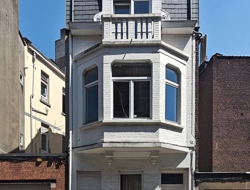                                         Appartementsgebouw te koop in Schaarbeek, € 365.000
