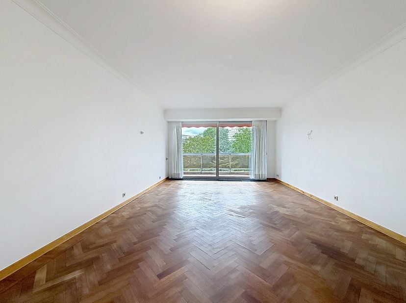 Appartement à louer à Avenue de la Ferme Rose 9A,
                    1180 Uccle