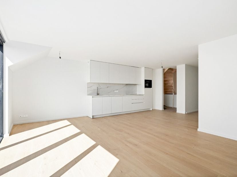 Kom gerust even langs zonder afspraak op onze OpenHuizenDag zaterdag 8 augustus van 10u30 - 12u30!Blankenberge: Nieuwbouwduplex met 3 slaapkamers en z