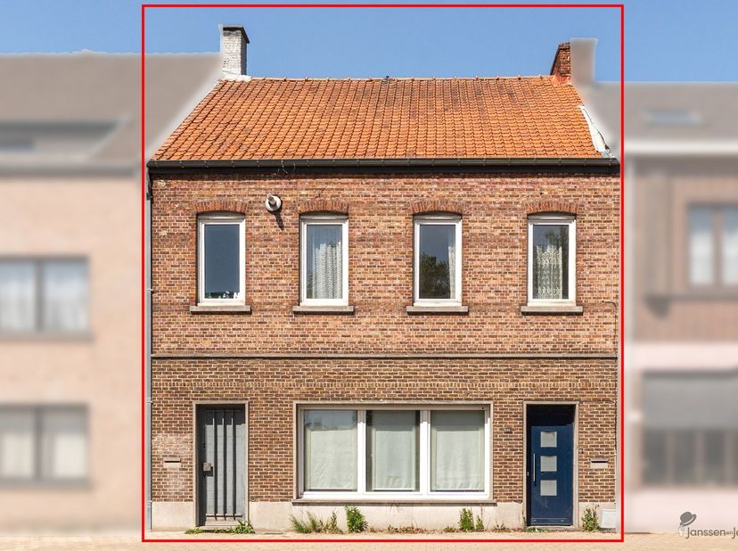 Vous êtes à la recherche d'une maison avec beaucoup d'espace et de nombreuses possibilités ? Dans ce cas, cette charmante maison mitoyenne à Leopoldsb