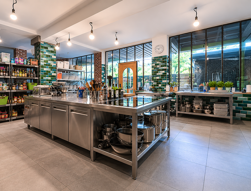                                         Gemengd gebruik te koop in Châtelineau, € 395.000
