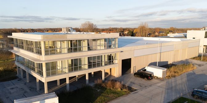 Bedrijfsvastgoed te huur in Prijkelhoek 36, 9800 Deinze