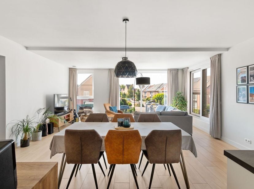 BEN-appartement met zonnig terras en ondergrondse staanplaats in Niel<br />
<br />
Gelegen in een rustige en aangename omgeving in Niel, bevindt dit