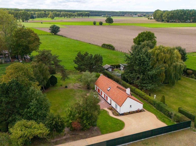 Huis te koop in Schoeperstraat 13,
                    8340 Moerkerke