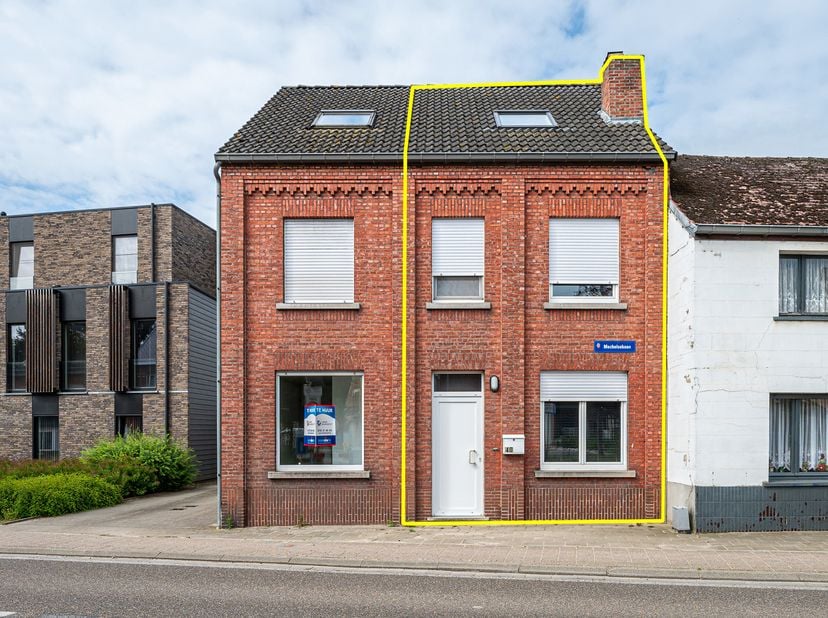 Op een uitstekende locatie, midden in het centrum van Keerbergen en op wandelafstand van winkels, scholen, horeca en openbaar vervoer, bevindt zich de