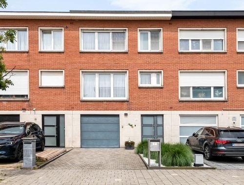                                         Maison à vendre à Reet, € 399.000
