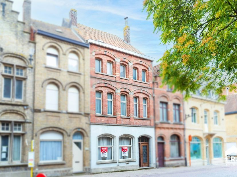 Huis te koop in Rijselstraat 118,
                    8900 Ieper