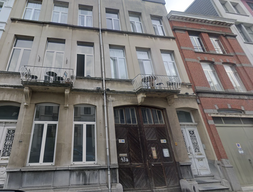                                         Bâtiment commercial à louer à Antwerpen, € 2.950
