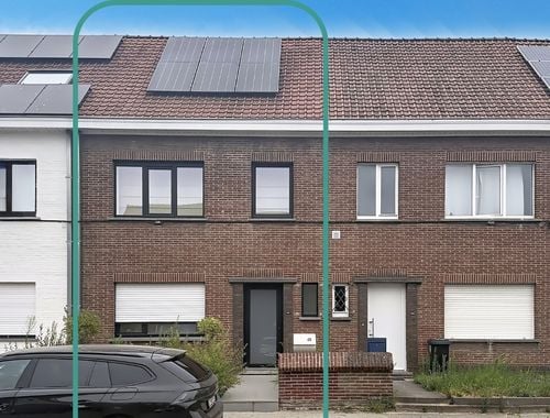                                         Woning te huur in Deerlijk, € 975
