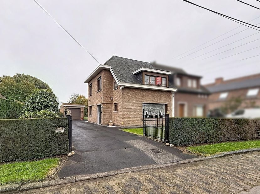 Huis te koop in Baarleveldestraat 57,
                    9031 Drongen