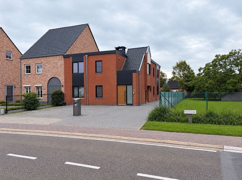 Appartement à louer à Schutterijstraat 39 boîte 2,
                    3930 Achel