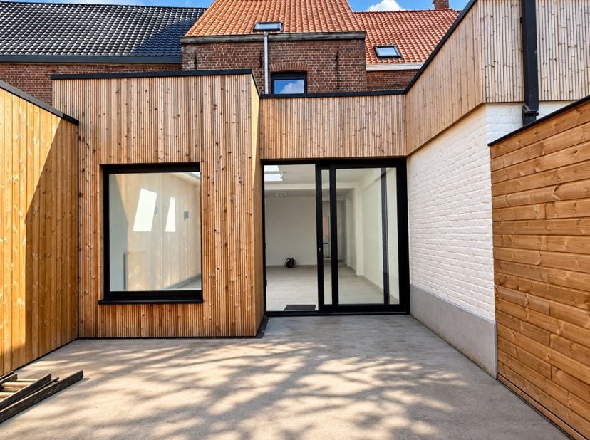 Huis te koop in Kattenstraat 59,
                    8800 Roeselare