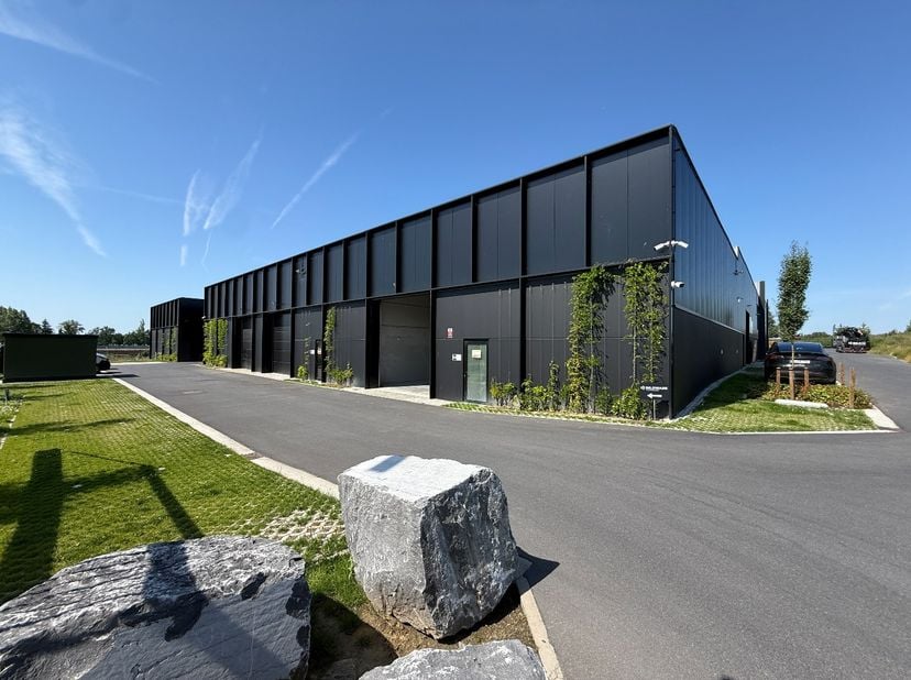 Bedrijfsvastgoed te huur in Steenkappersstraat 50,
                    1740 Ternat