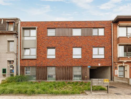                                         Appartement te koop in Burcht, € 295.000
