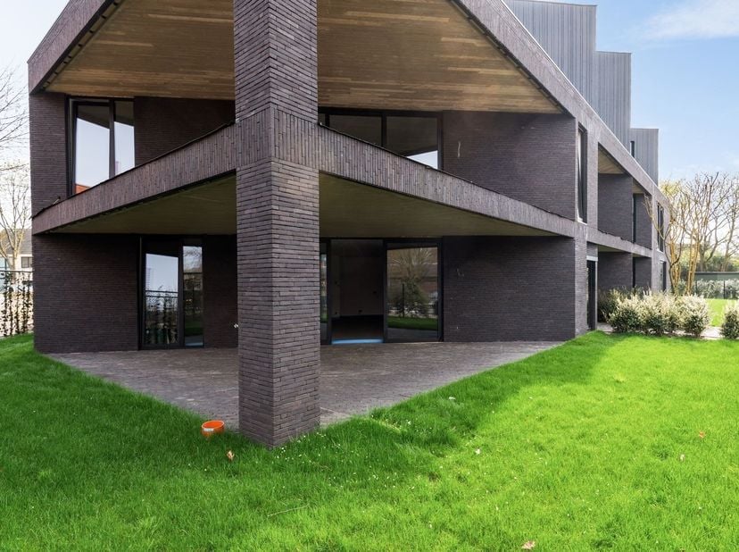 Appartement te koop
                    in 2980 Zoersel
