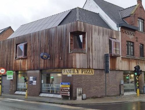                                         Bien commercial avec habitation à vendre à Langemark, € 650.000
