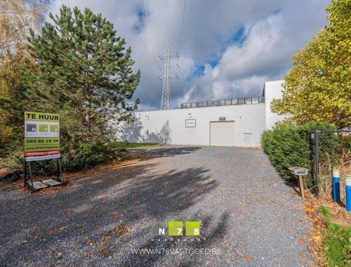                                         Bâtiment d’entreprise à louer à Lanklaar, € 1.250
