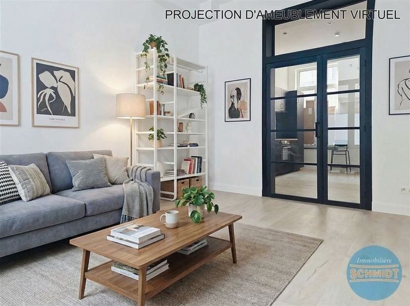 IMMOSCHMIDT - (Ref.29626) IXELLES (Flagey)- ONTVANGBAAR: Prachtig appartement volledig gerenoveerd op de begane grond bestaande uit een mooie woonkame