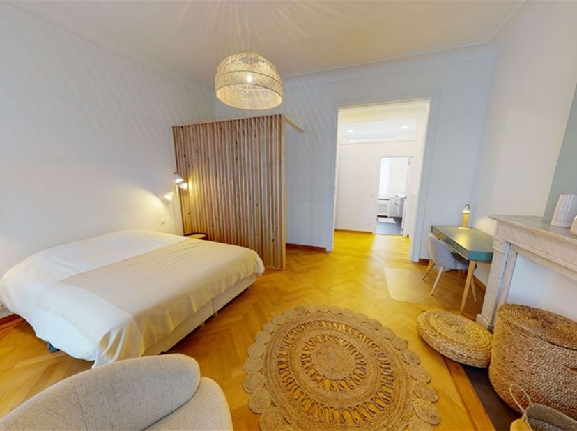 Huis te huur in Rue des Bataves 25,
                    1040 Etterbeek