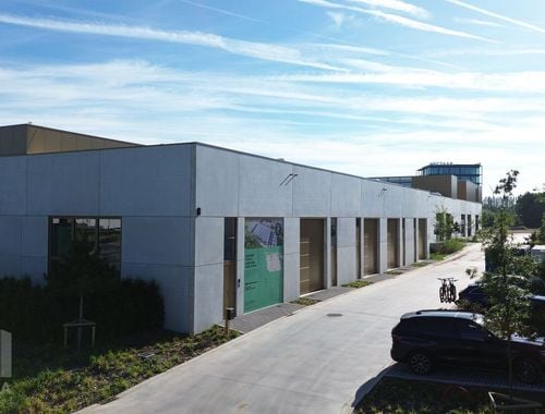                                         Bâtiment d’entreprise à vendre à Roeselare, € 250.000
