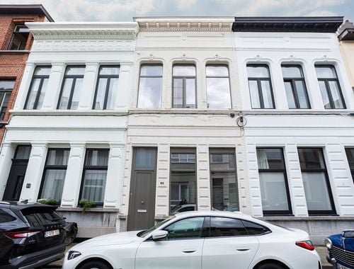                                         Herenwoning te huur in Antwerpen, € 1.800
