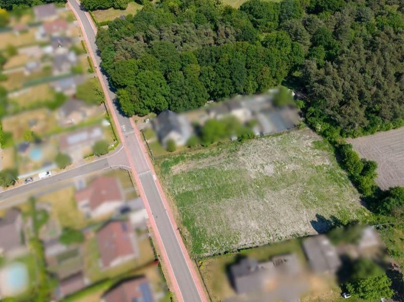 Terrain à vendre
                    à 3600 Genk