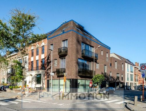                                         Duplex te koop in Kortrijk, € 195.000
