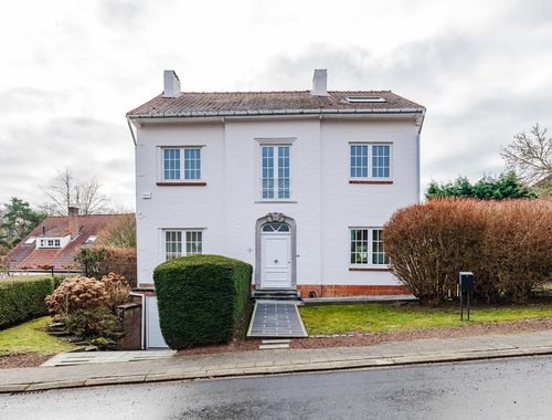                                         Villa à vendre à Rhode-Saint-Genèse, € 850.000
