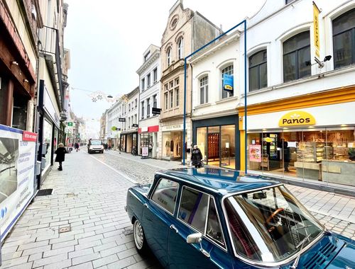                                         Gemengd gebruik te koop in Lier, € 249.000
