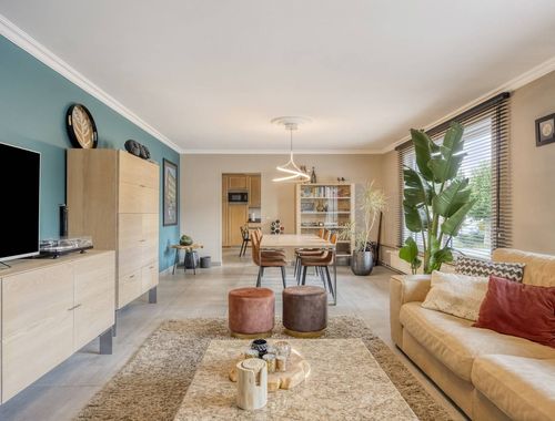                                         Immeuble d'appartements à vendre à Zomergem, € 950.000
